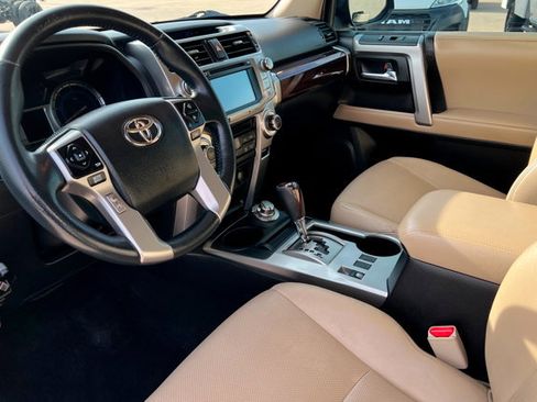 Used 2016 Toyota 4Runner Limited image 15