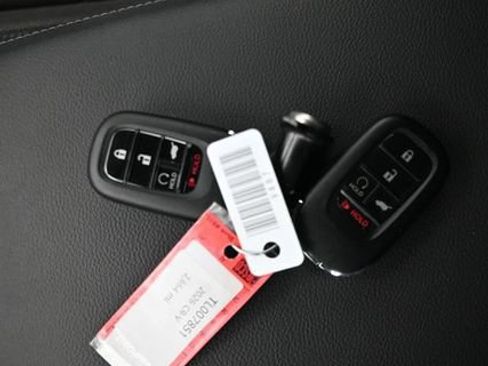 Certified 2026 Honda CR-V EX image 24