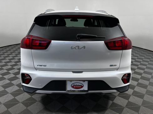 Used 2022 Kia Niro LXS FWD image 6