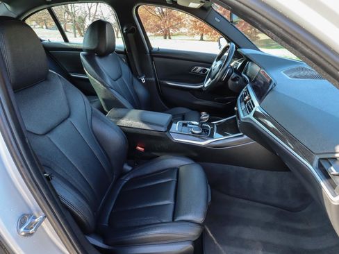 Used 2019 BMW 330i xDrive 330i xDrive w/ Convenience Package image 42