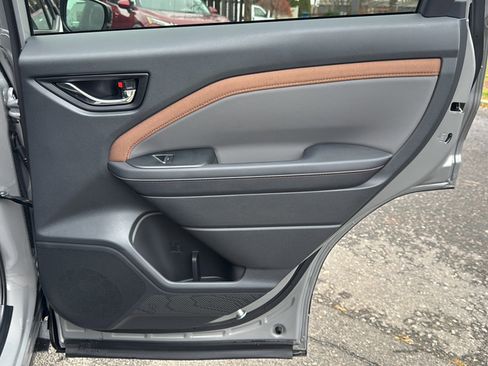 Certified 2025 Subaru Forester Sport image 21