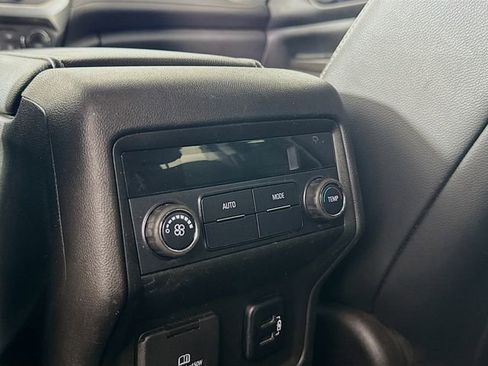 Used 2017 GMC Acadia SLT image 25