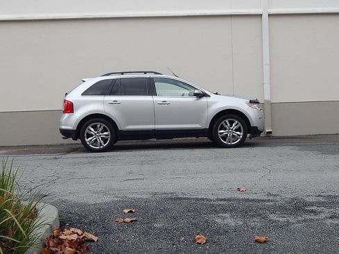 Used 2011 Ford Edge Limited image 2
