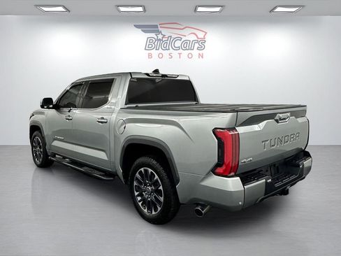 Used 2022 Toyota Tundra Limited AWD/4WD image 6