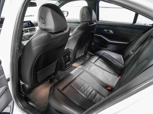 Used 2019 BMW 330i Sedan w/ M Sport Package RWD image 19