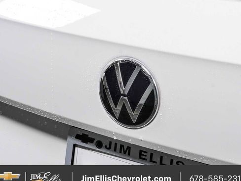 Used 2022 Volkswagen Taos SE AWD/4WD image 33