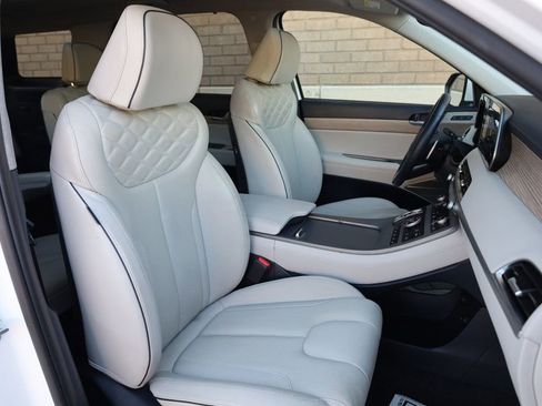 Used 2021 Hyundai Palisade Limited image 33