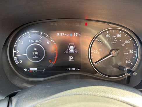 Used 2023 Nissan Kicks SV image 18