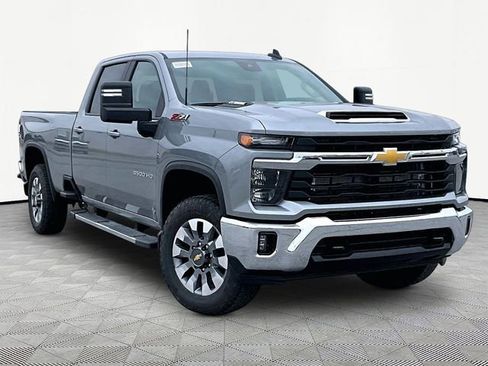 New 2026 Chevrolet Silverado 3500 LT image 1
