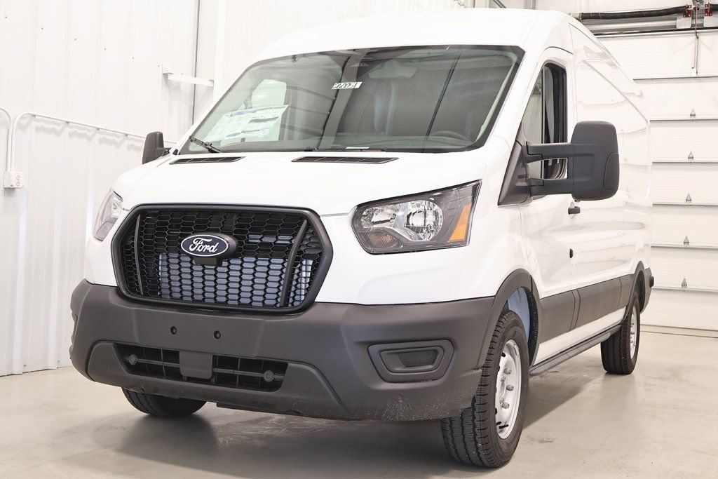 New 2026 Ford Transit 250 148 Medium Roof RWD image 4