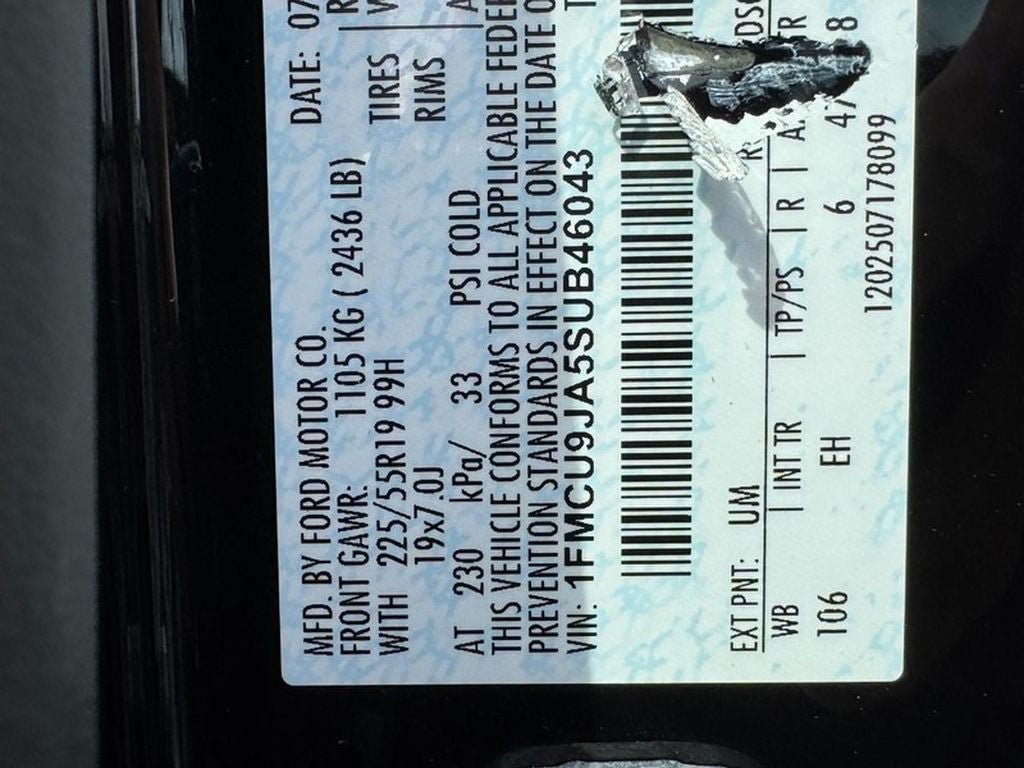Used 2025 Ford Escape Platinum AWD/4WD image 25