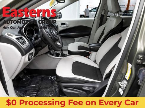 Used 2021 Jeep Compass Latitude AWD/4WD image 14