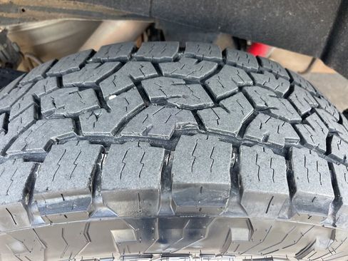 Used 2020 Chevrolet Silverado 2500 LTZ w/ LTZ Texas Edition image 10