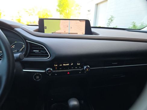 Used 2025 MAZDA CX-30 2.5 Turbo w/ Premium Package image 19