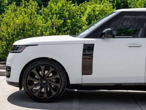 Used 2026 Land Rover Range Rover Long Wheelbase Autobiography AWD/4WD image 17