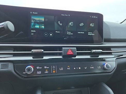 New 2026 Kia Sportage EX w/ EX Panorama Roof Package image 10