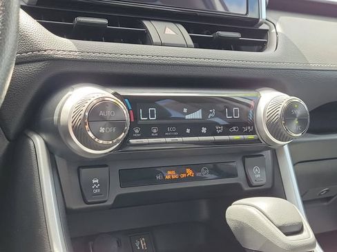 Used 2025 Toyota RAV4 XLE w/ Convenience Package FWD image 25