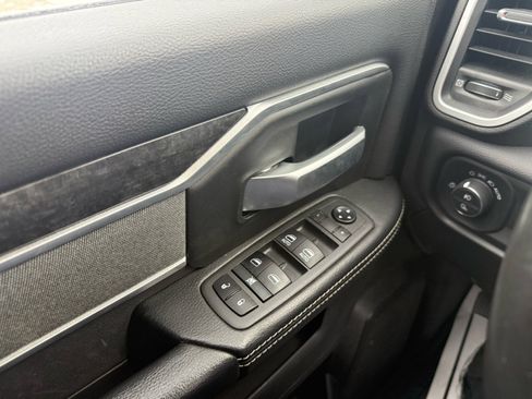 Used 2022 RAM 3500 Big Horn w/ Night Edition image 19