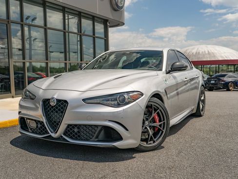 Used 2020 Alfa Romeo Giulia Quadrifoglio w/ Nero Edizione RWD image 2