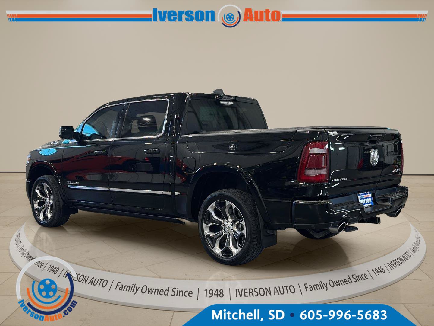 Used 2024 RAM 1500 Limited AWD/4WD image 5