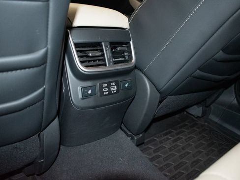 Used 2024 Subaru Outback Limited XT AWD/4WD image 24