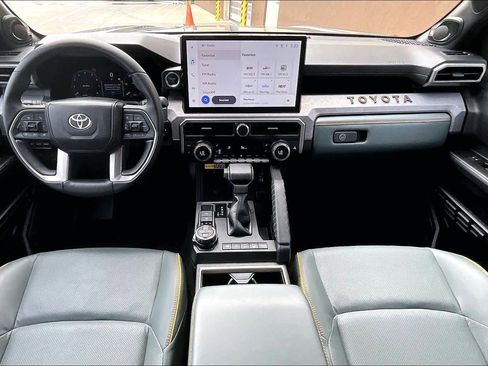 Used 2025 Toyota 4Runner Trailhunter AWD/4WD image 14