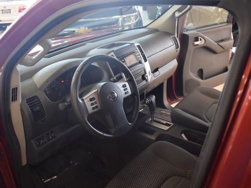 Used 2013 Nissan Frontier SV RWD image 41