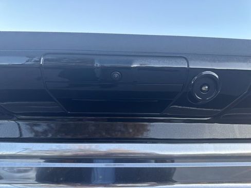 Used 2025 Ford F250 Platinum image 28