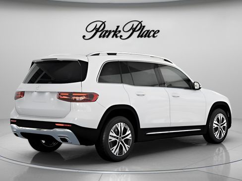 Used 2026 Mercedes-Benz GLB 250 image 21