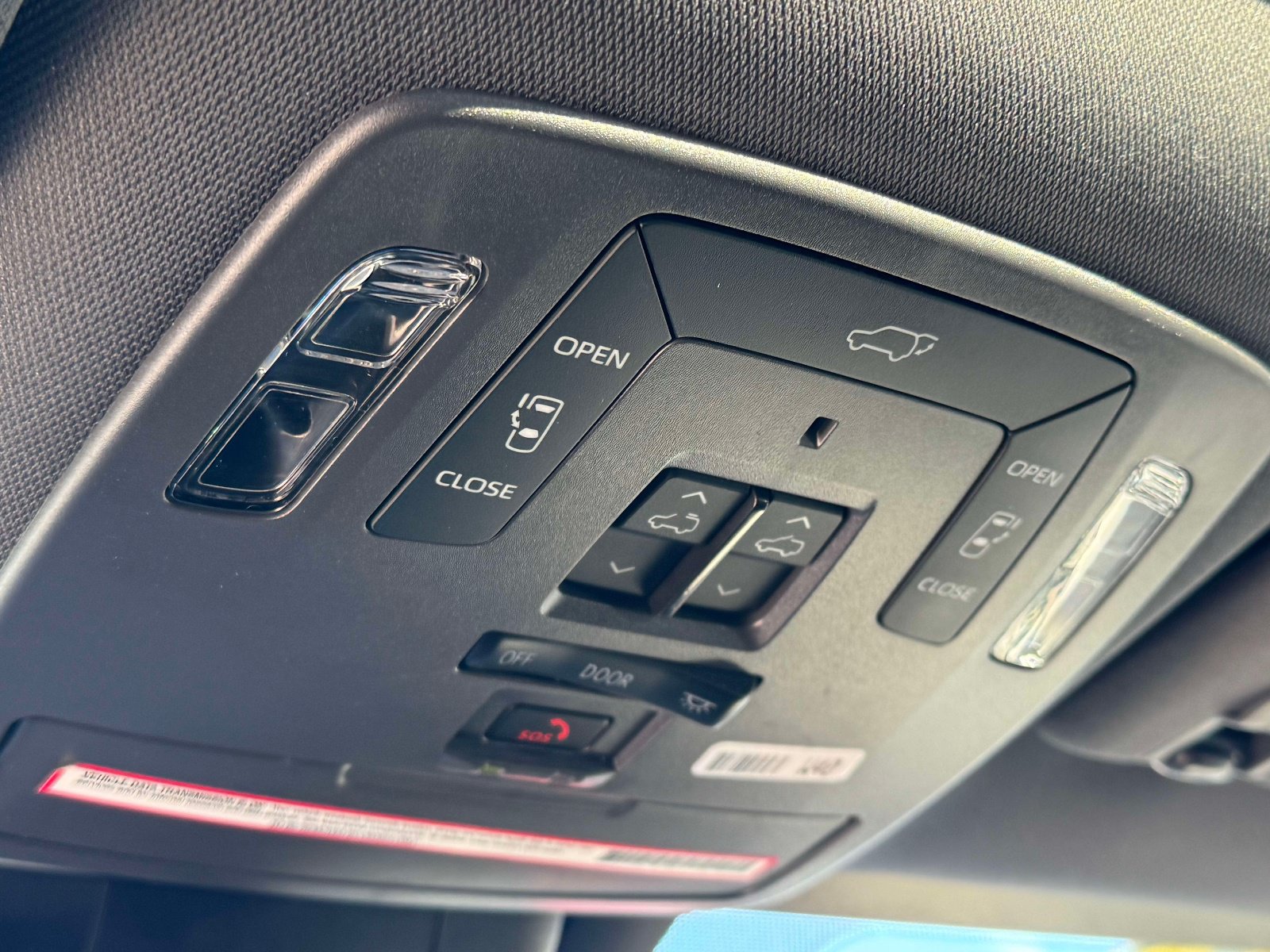 Certified 2023 Toyota Sienna Platinum AWD/4WD image 32