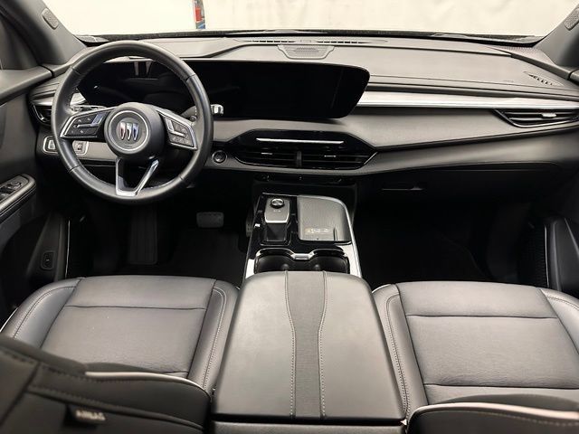 Used 2025 Buick Enclave Preferred AWD/4WD image 7