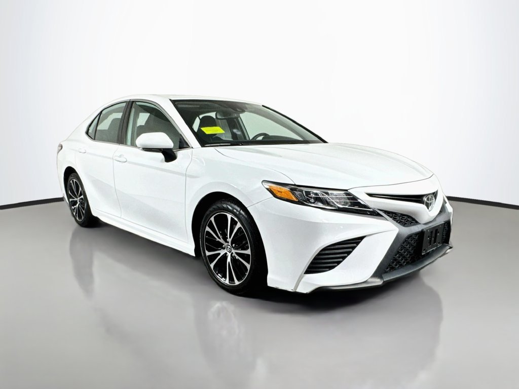 Used 2020 Toyota Camry SE w/ Audio Package FWD image 10