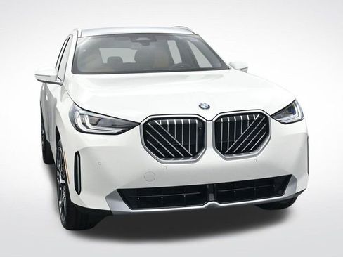 New 2026 BMW X3 xDrive30 w/ Premium Package image 11