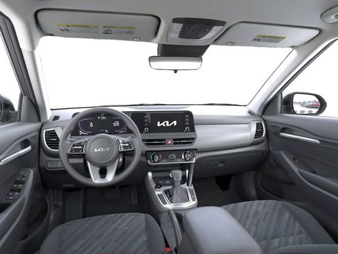 New 2026 Kia Seltos LX image 14