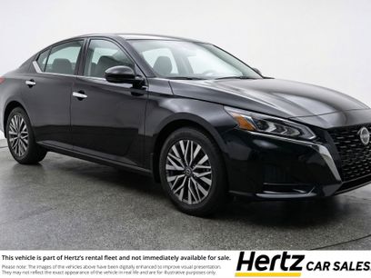 Used 2025 Nissan Altima 2.5 SV