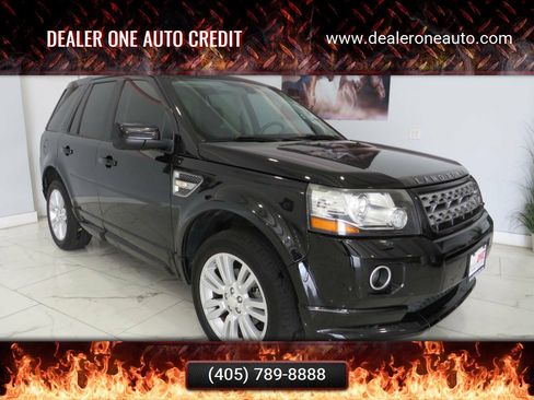 Used 2015 Land Rover LR2 AWD/4WD image 1