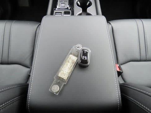 New 2026 Honda Pilot Touring image 30