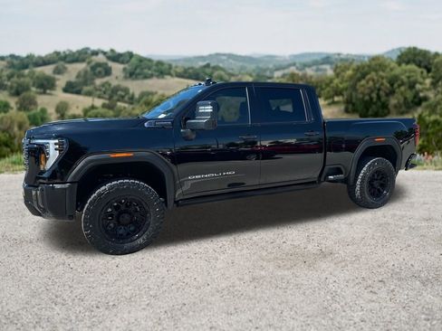 Used 2026 GMC Sierra 2500 Denali Ultimate AWD/4WD image 4