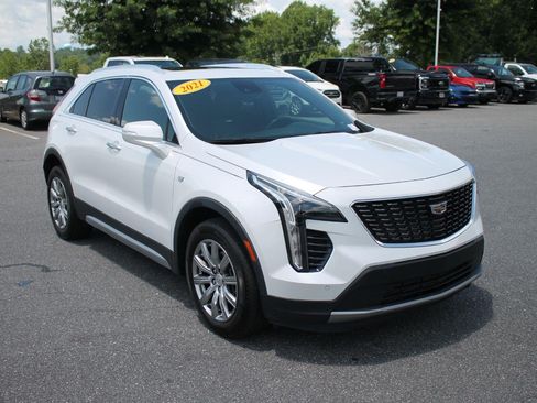 Used 2021 Cadillac XT4 Premium Luxury AWD/4WD image 2