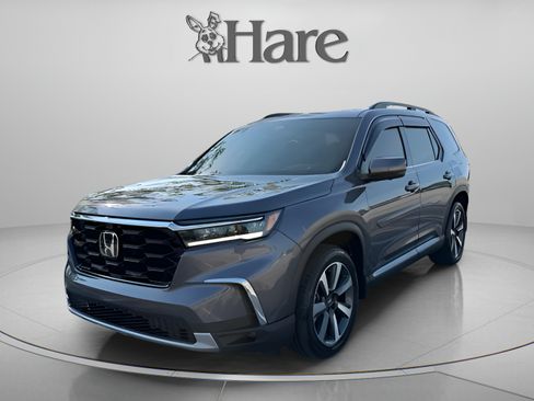 Used 2024 Honda Pilot Elite image 1