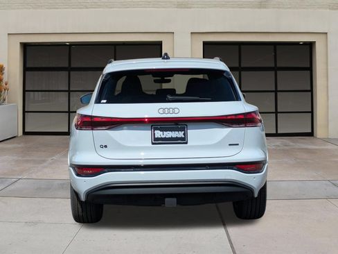 New 2025 Audi Q6 e-tron Premium Plus AWD/4WD image 4