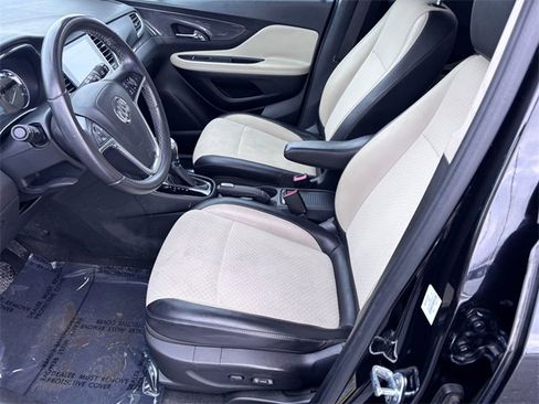Used 2020 Buick Encore Preferred image 10