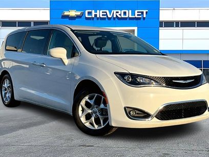 Used 2018 Chrysler Pacifica Touring Plus w/ Tire & Wheel Group