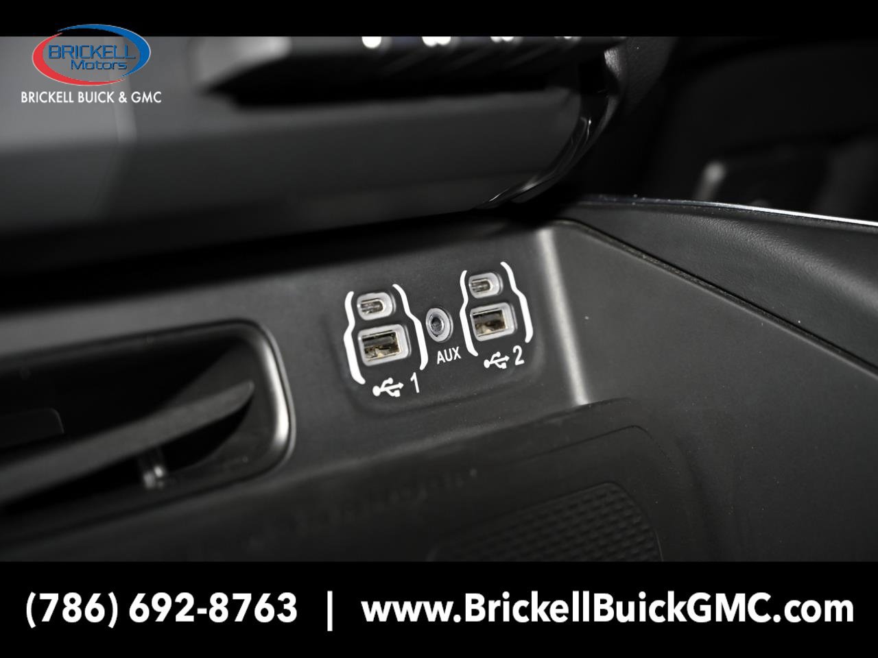 Used 2024 RAM 1500 Laramie AWD/4WD image 30