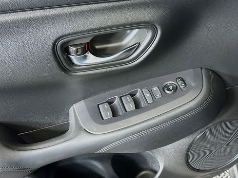 Used 2024 Honda HR-V LX image 15