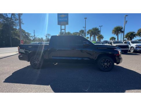 Used 2022 Toyota Tundra Platinum w/ Advanced Package image 5