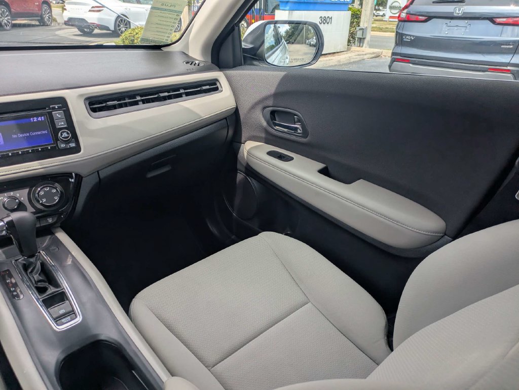 Certified 2022 Honda HR-V LX image 19