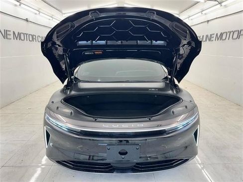 Used 2024 Lucid Air Touring AWD/4WD image 9