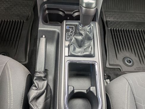 Used 2019 Toyota Tacoma TRD Sport image 13