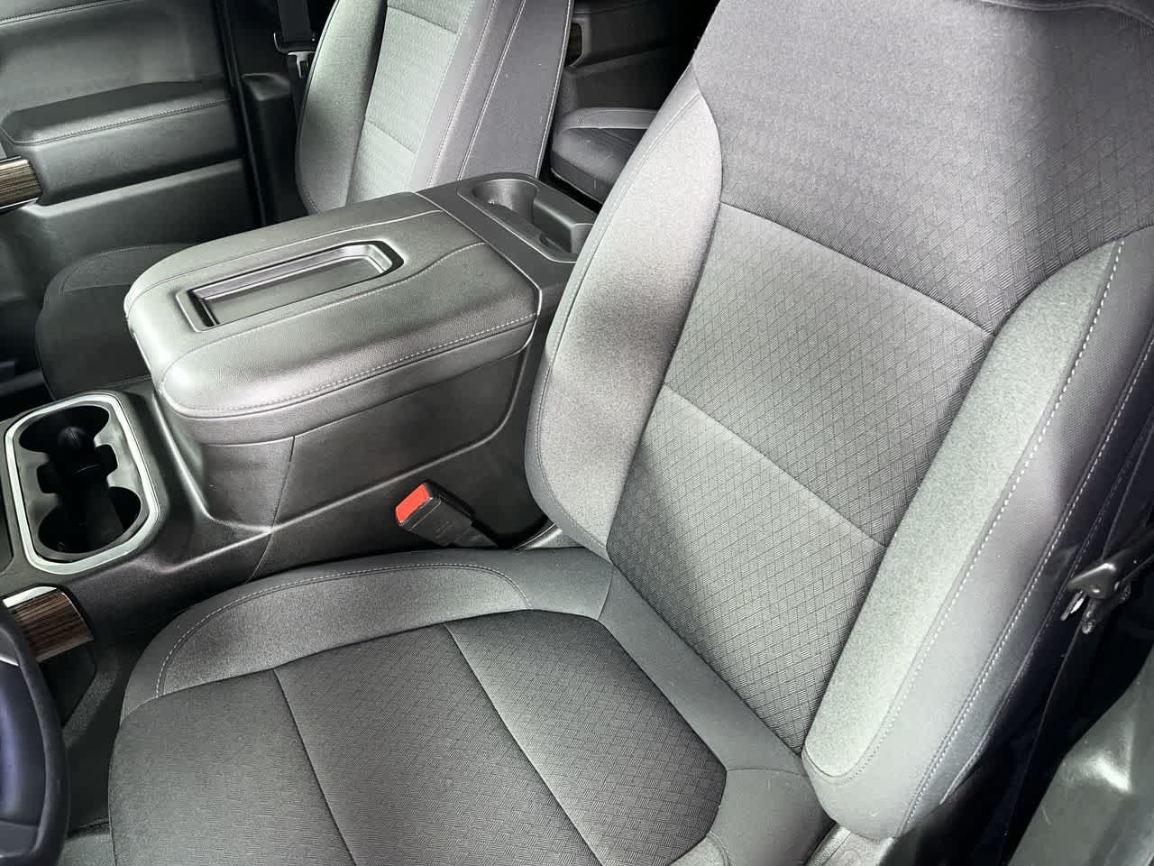 Used 2022 Chevrolet Silverado 1500 LT Trail Boss w/ Bed Protection Package AWD/4WD image 15